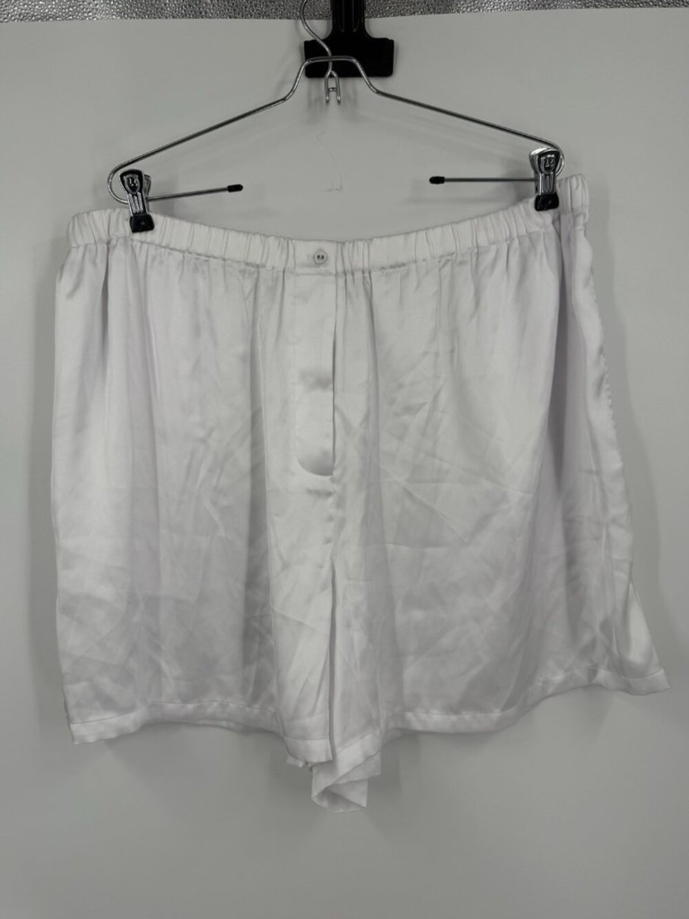 Skims Satin Sleep Shorts White Size 3X